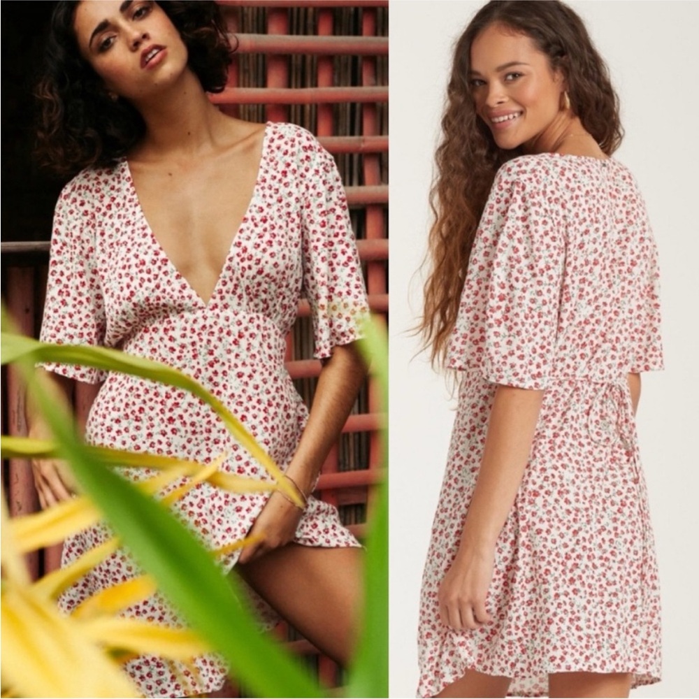 billabong | red floral “last dance” v-neck dress
